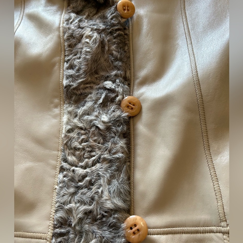 Vintage lether j-piel women’s jacket bought in Spain real fur curly lamb jacket - Picture 9 of 12